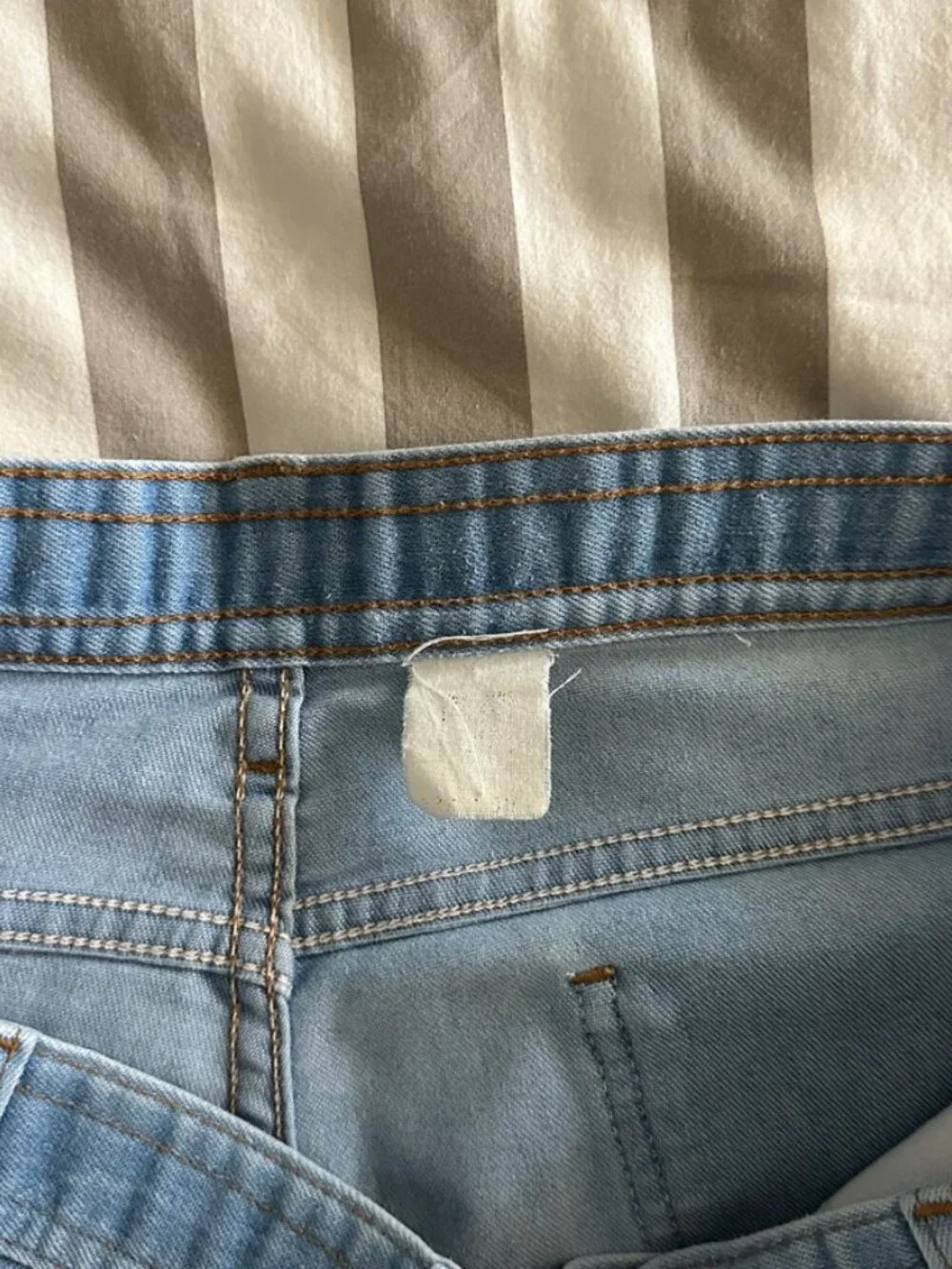 Vintage Levi's Action Jeans Light Wash Size 32 x 28